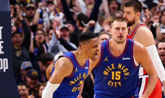 九游官方网站-【人物】从背锅侠变赢球功臣！韦少18天上演命运反转