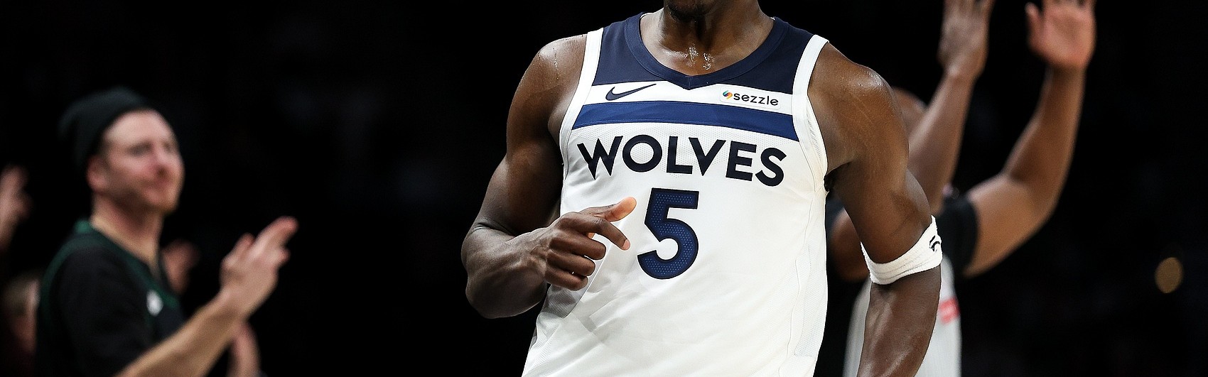 九游娱乐-阿里纳斯：华子配得上更多MVP讨论 他攻防出色&amp;进步体现在战绩上